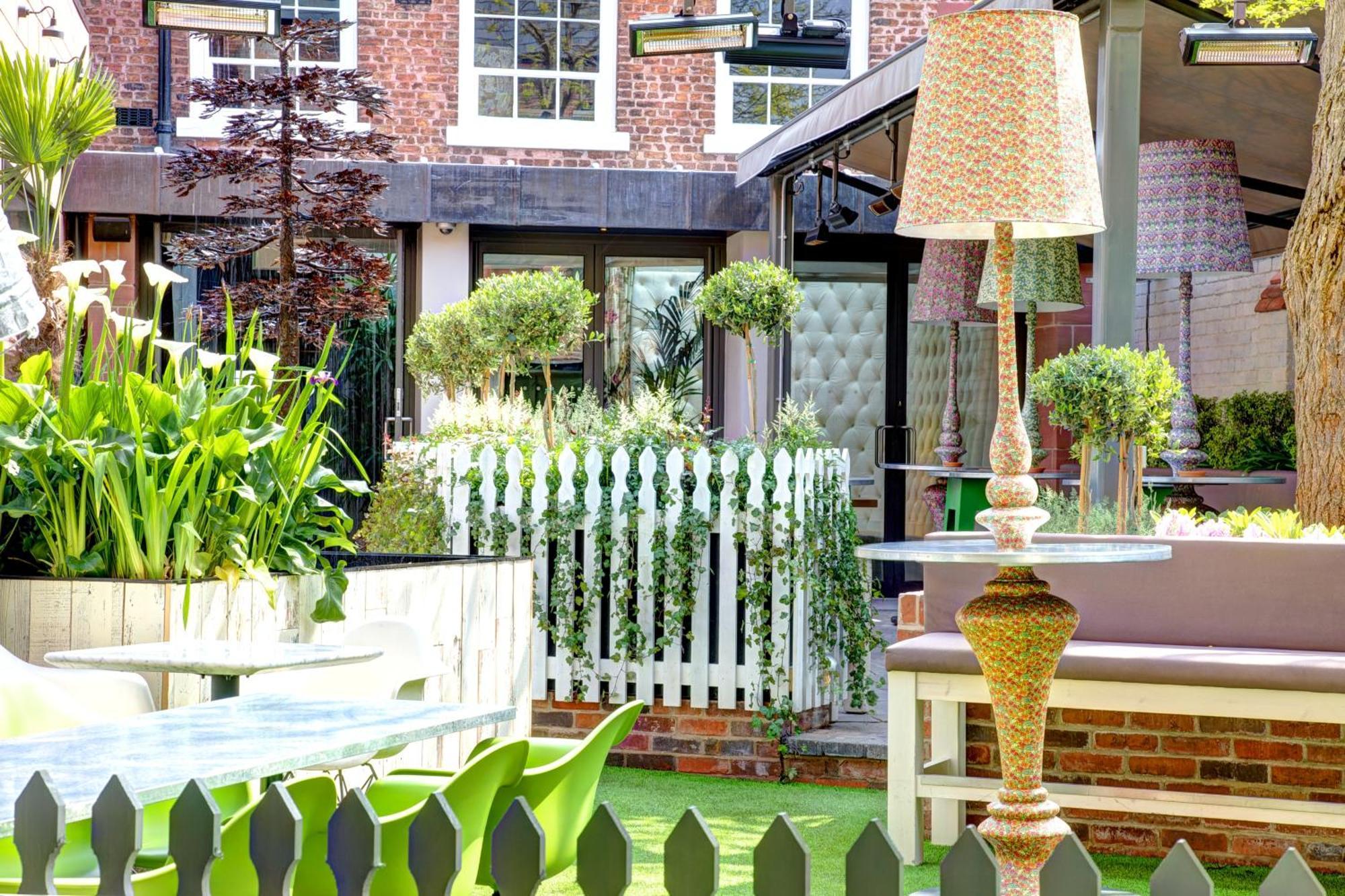 Oddfellows Chester Hotel & Apartments Экстерьер фото